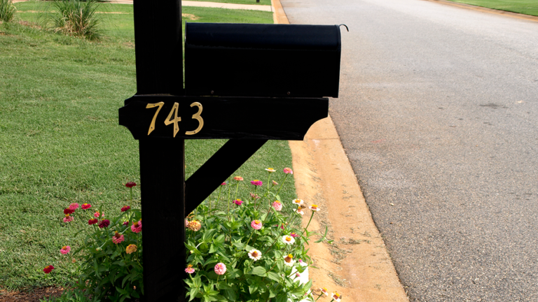 6 items that will increase your home's curb appeal