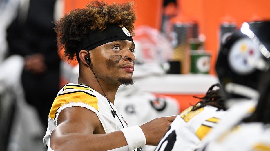 Steelers tap Justin Fields as starting quarterback vs Falcons as Russell Wilson deals with injury