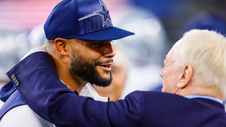 Jerry Jones not sure if Cowboys can re-sign Dak Prescott and field a successful team