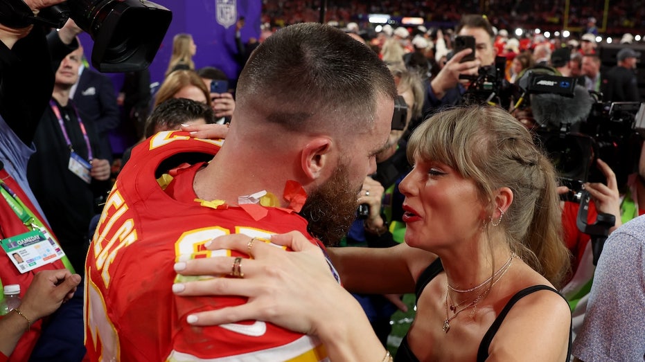 Troy Aikman says he heard Taylor Swift and Travis Kelce are engaged: 'I might have broke the story'