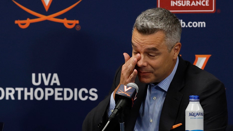 Tony Bennett blames NIL for retirement, calls for 'change' in college sports in emotional conference