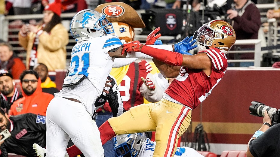 Lions, 49ers players get into scuffle during hotly contested game